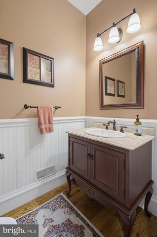 164 CHAPEL LN, Ephrata, PA 17522
