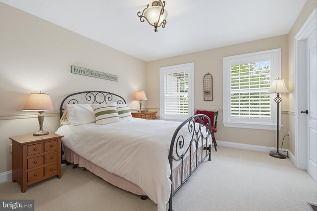 164 CHAPEL LN, Ephrata, PA 17522