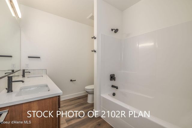 9105 W Swather AVE, Rathdrum, ID 83858