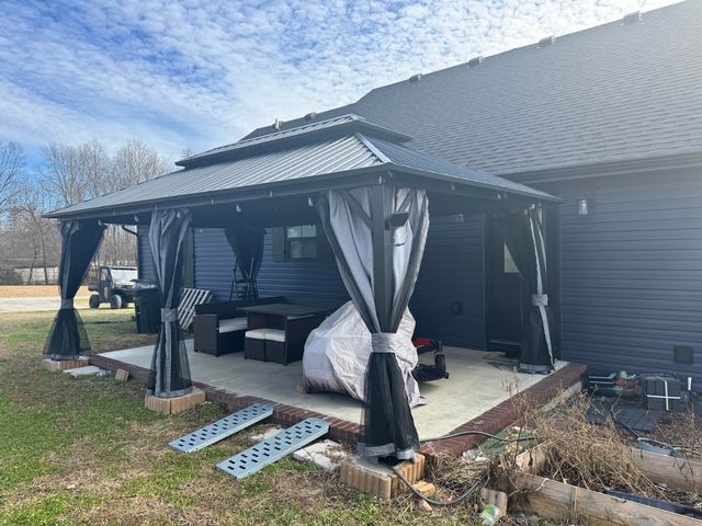 303 Sonny Aaron Drive, Jamestown, KY 42629