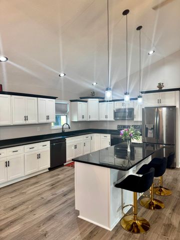 303 Sonny Aaron Drive, Jamestown, KY 42629