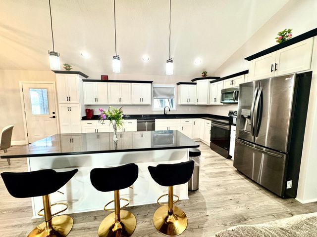 303 Sonny Aaron Drive, Jamestown, KY 42629