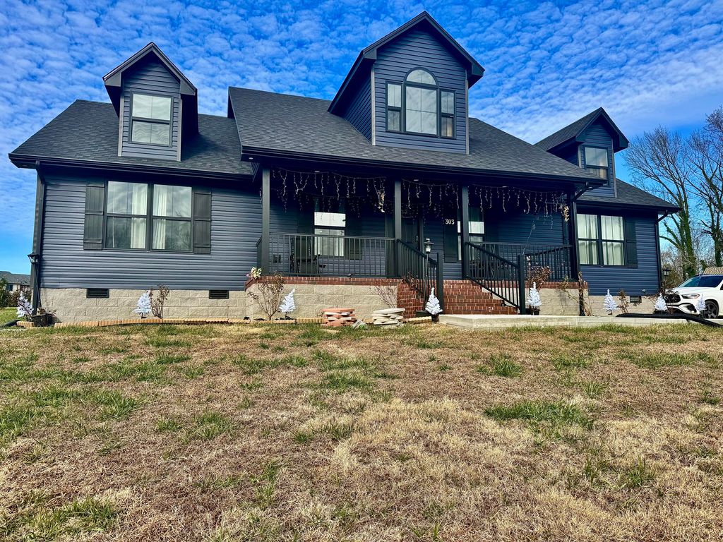 303 Sonny Aaron Drive, Jamestown, KY 42629