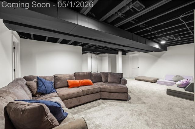 50976 Woodford Drive, Canton Charter Township, MI 48188