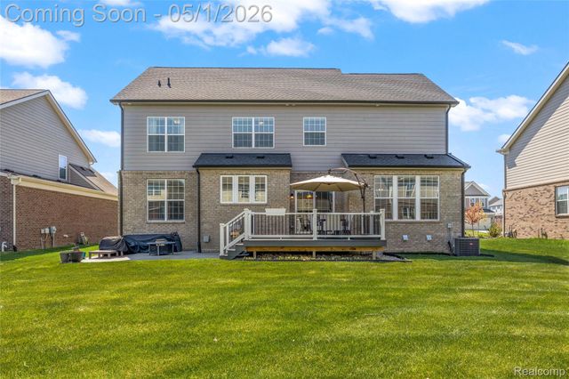 50976 Woodford Drive, Canton Charter Township, MI 48188