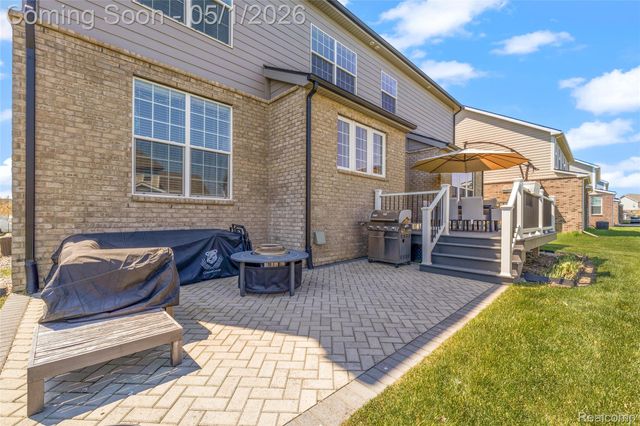 50976 Woodford Drive, Canton Charter Township, MI 48188