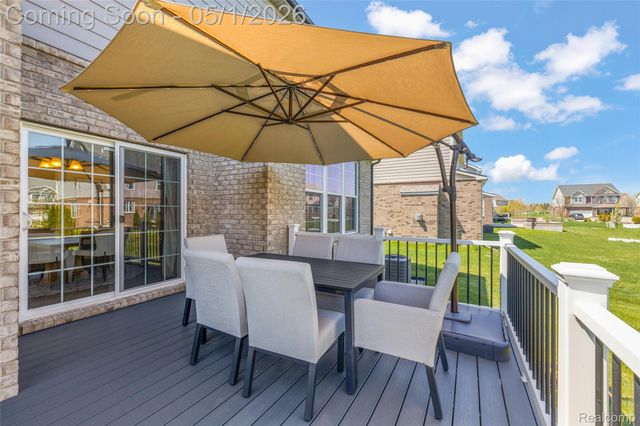 50976 Woodford Drive, Canton Charter Township, MI 48188