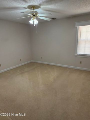 3426 Eaglechase Drive NW, Wilson, NC 27896