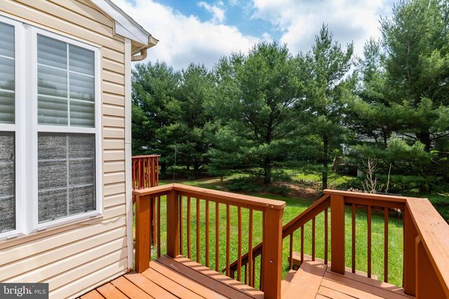 872 N WATERFORD LN, Wilmington, DE 19808