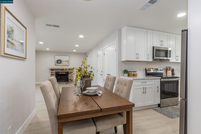 3213 San Luces Way, Union City, CA 94587
