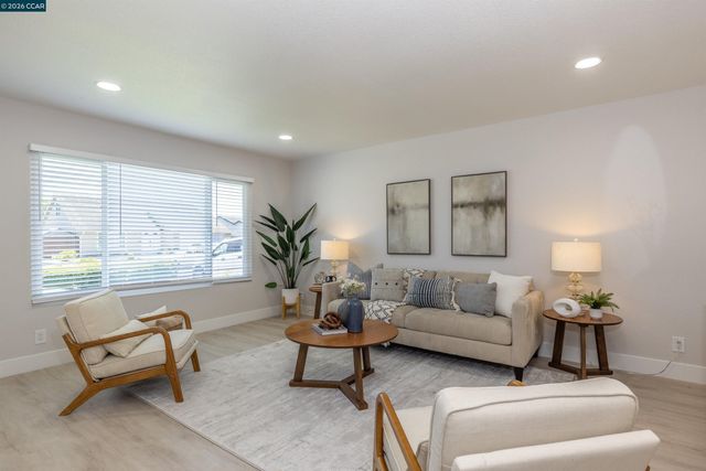 3213 San Luces Way, Union City, CA 94587