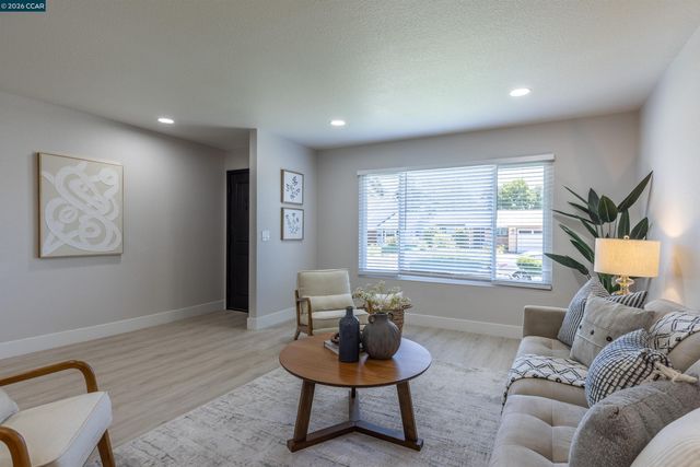 3213 San Luces Way, Union City, CA 94587