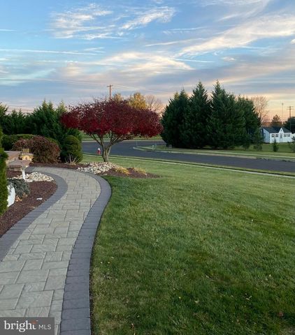 41 SHELBOURNE RD, Richboro, PA 18954