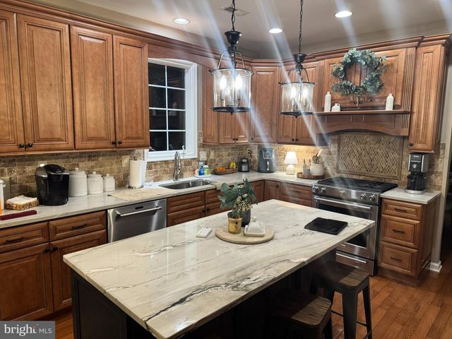 41 SHELBOURNE RD, Richboro, PA 18954