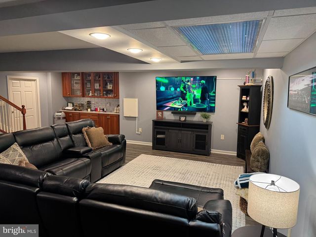 41 SHELBOURNE RD, Richboro, PA 18954