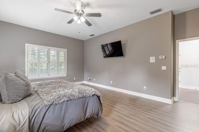 34041 VALENCIA DR, Leesburg, FL 34788