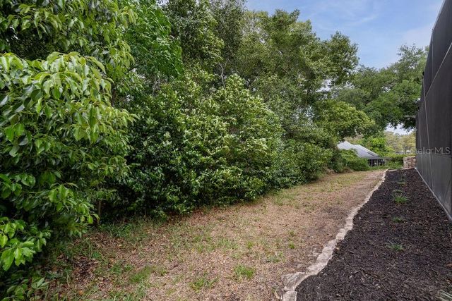 34041 VALENCIA DR, Leesburg, FL 34788