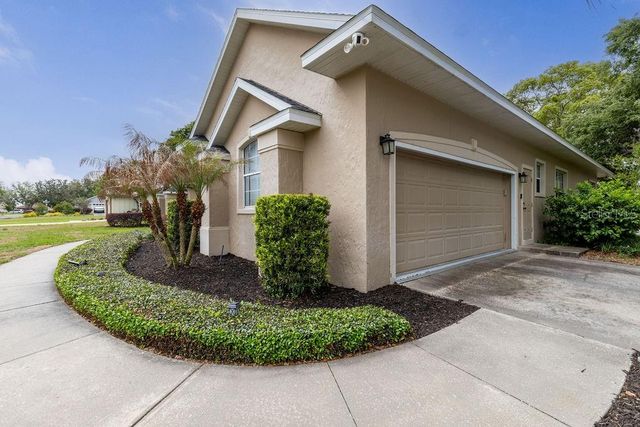 34041 VALENCIA DR, Leesburg, FL 34788