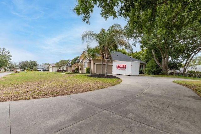 34041 VALENCIA DR, Leesburg, FL 34788