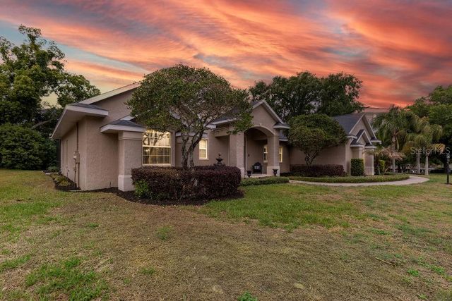 34041 VALENCIA DR, Leesburg, FL 34788