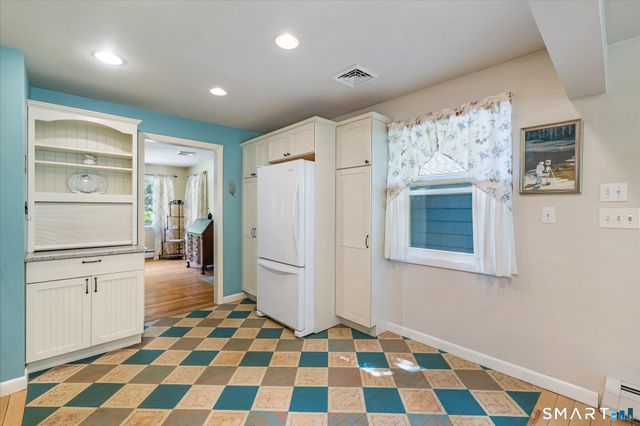 19 Beckwith Street, Killingly, CT 06239