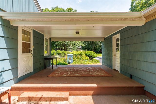 19 Beckwith Street, Killingly, CT 06239