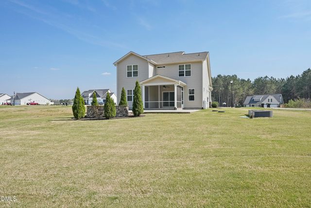 262 Day Lily Street, Selma, NC 27576