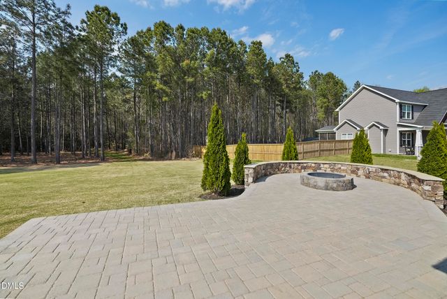 262 Day Lily Street, Selma, NC 27576