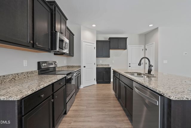 262 Day Lily Street, Selma, NC 27576