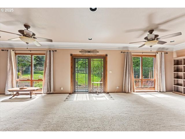 4700 Ne 343RD St, La Center, WA 98629