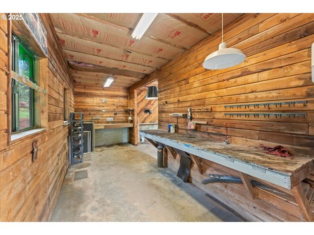 4700 Ne 343RD St, La Center, WA 98629