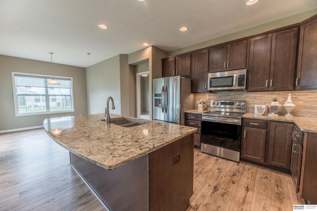 11405 N 170th Street, Bennington, NE 68007