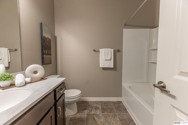 11405 N 170th Street, Bennington, NE 68007