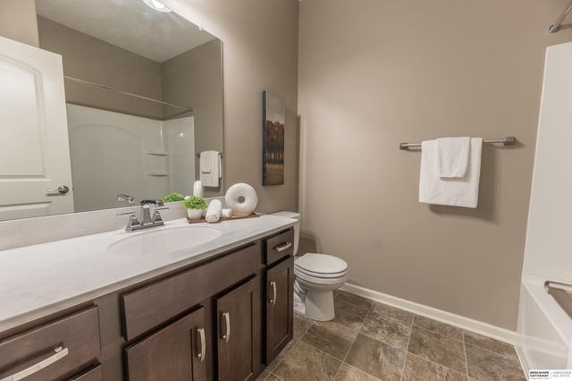 11405 N 170th Street, Bennington, NE 68007