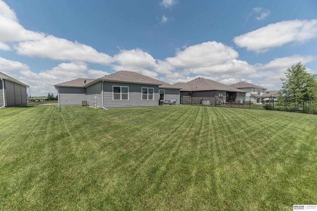 11405 N 170th Street, Bennington, NE 68007