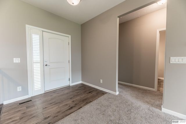 11405 N 170th Street, Bennington, NE 68007