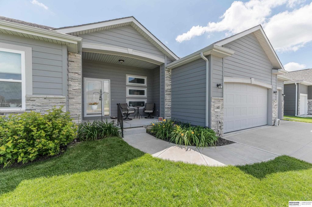 11405 N 170th Street, Bennington, NE 68007