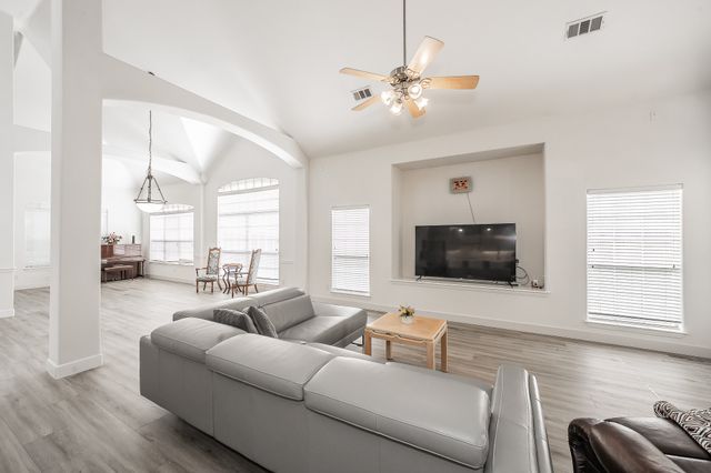 3221 Summerfield Drive, Richardson, TX 75082