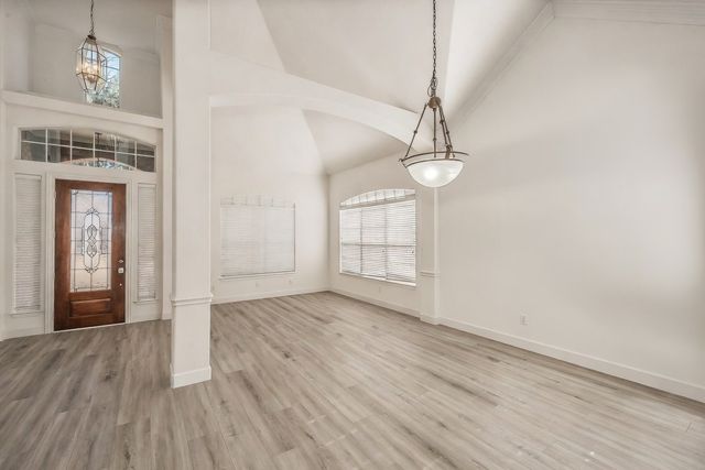 3221 Summerfield Drive, Richardson, TX 75082