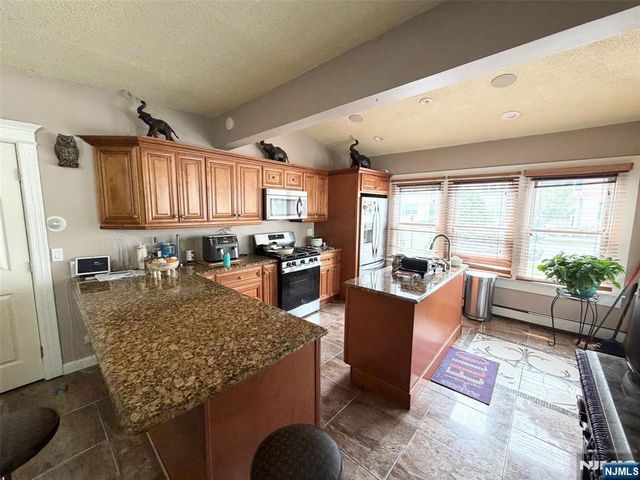 45 Bennett Road, Englewood, NJ 07631