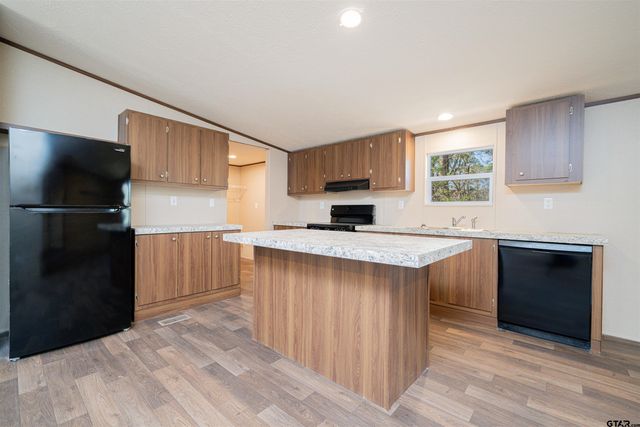 MH1 PR 52423, Leesburg, TX 75451