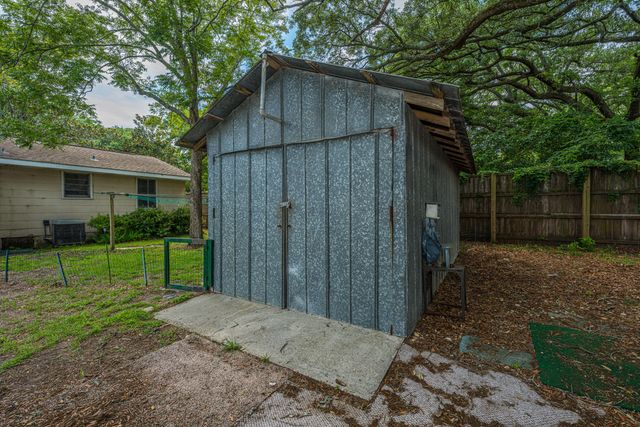 1182 Russell Drive, Mount Pleasant, SC 29464