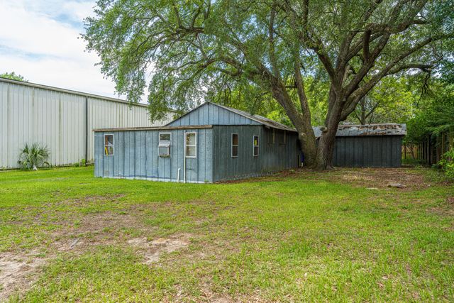 1182 Russell Drive, Mount Pleasant, SC 29464