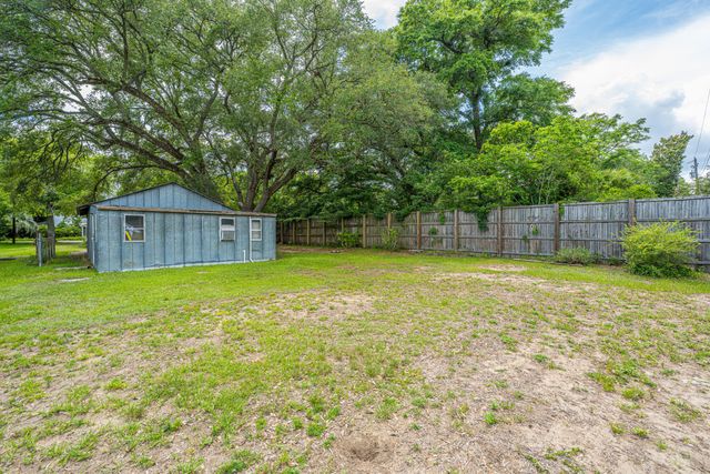 1182 Russell Drive, Mount Pleasant, SC 29464