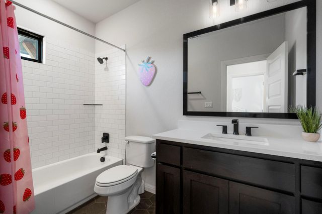 524 Francis CT, Liberty Hill, TX 78642