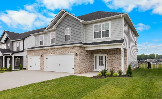 2582 Rafiki Dr, Clarksville, TN 37042