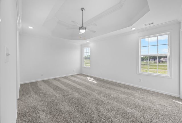 2582 Rafiki Dr, Clarksville, TN 37042