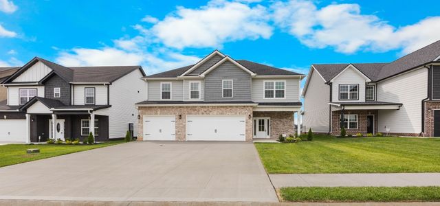 2582 Rafiki Dr, Clarksville, TN 37042