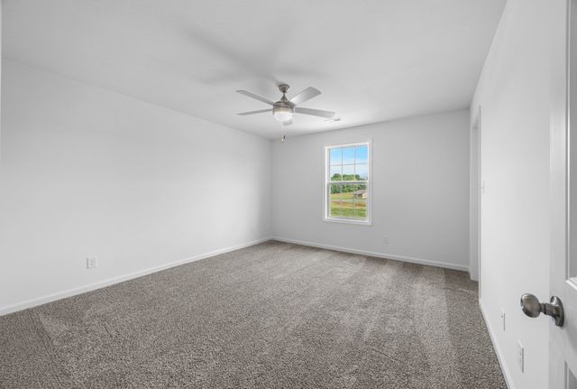 2582 Rafiki Dr, Clarksville, TN 37042