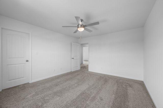 2582 Rafiki Dr, Clarksville, TN 37042